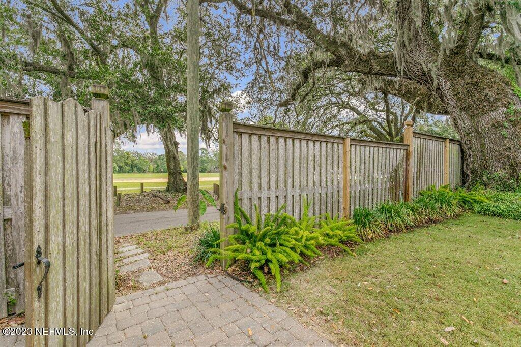 1623 Charon Road Jacksonville, FL 32205 - Photo 27 of 45