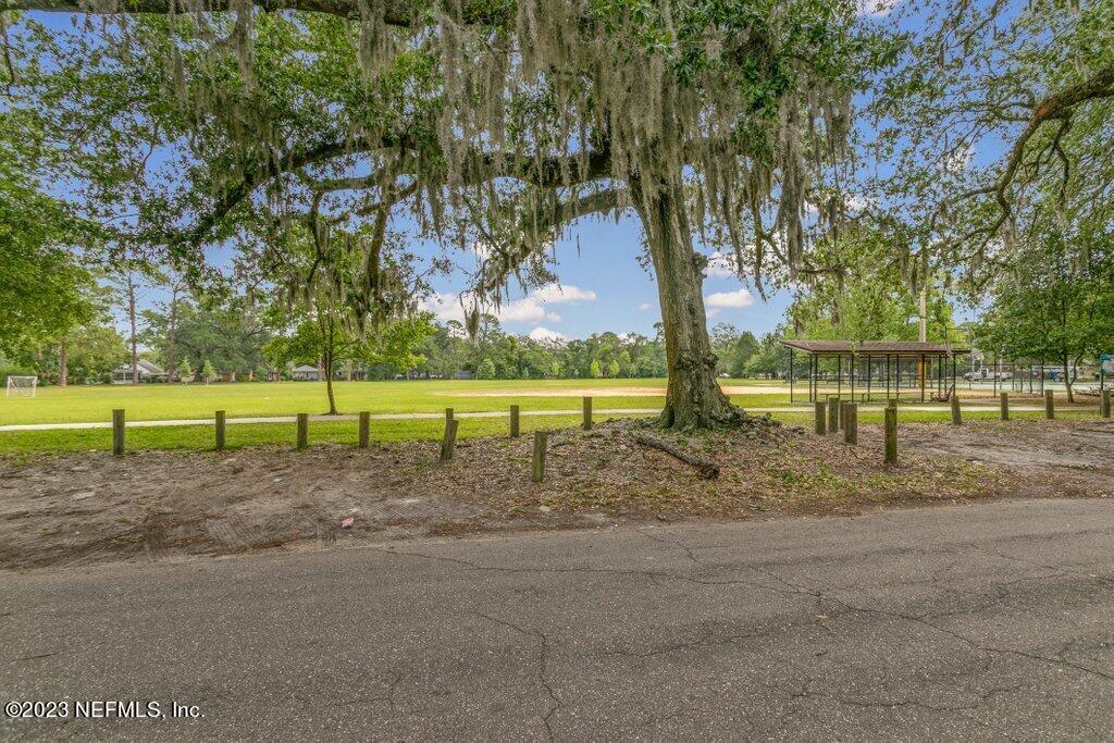 1623 Charon Road Jacksonville, FL 32205 - Photo 45 of 45 a view of a park with large trees