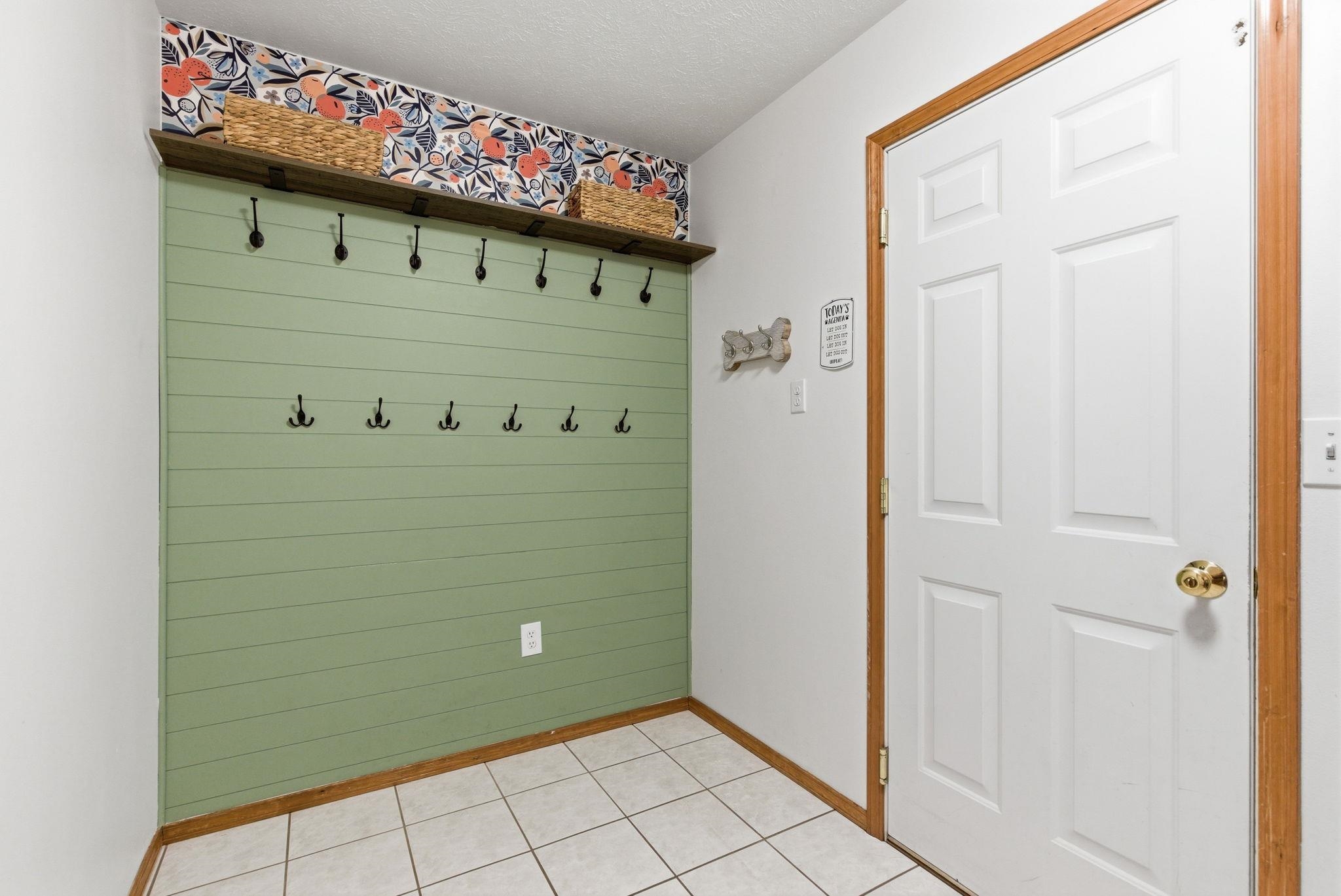 16015 North Chronicle Lane Colbert, WA 99005 - Photo 10 of 35