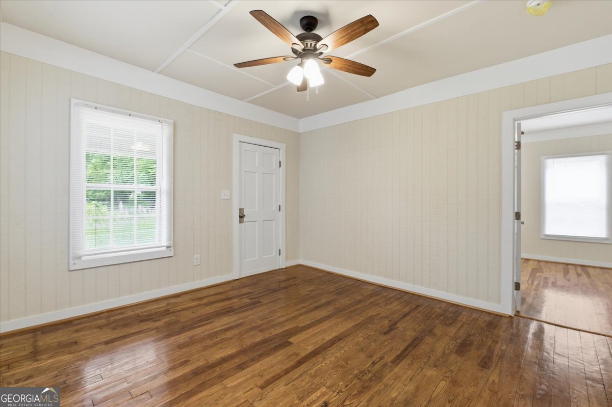 305 Grove Avenue Southeast Lindale, GA 30147 - Photo 8 of 36