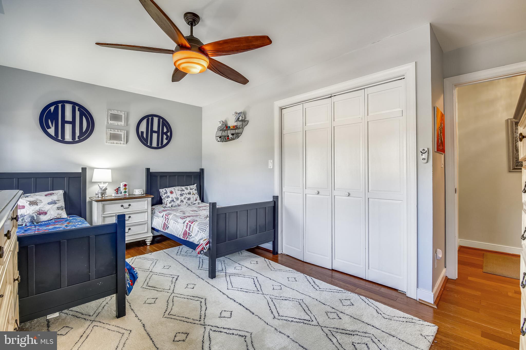 8011 Piney Branch Road Silver Spring, MD 20910 - Photo 20 of 35 Sun-Filled Secondary Bedroom w/ Double Closet