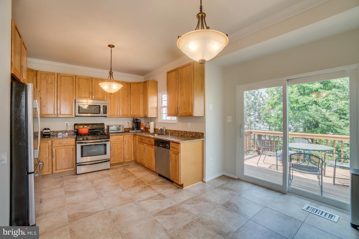 13100 Kidwell Field Road Herndon, VA 20171 - Photo 13 of 46