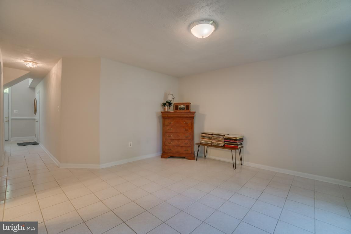 13100 Kidwell Field Road Herndon, VA 20171 - Photo 39 of 46