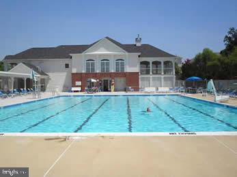 13100 Kidwell Field Road Herndon, VA 20171 - Photo 45 of 46 Community pool