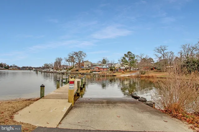 $385,000 | 7759 Glen Avenue, Pasadena, MD 21122