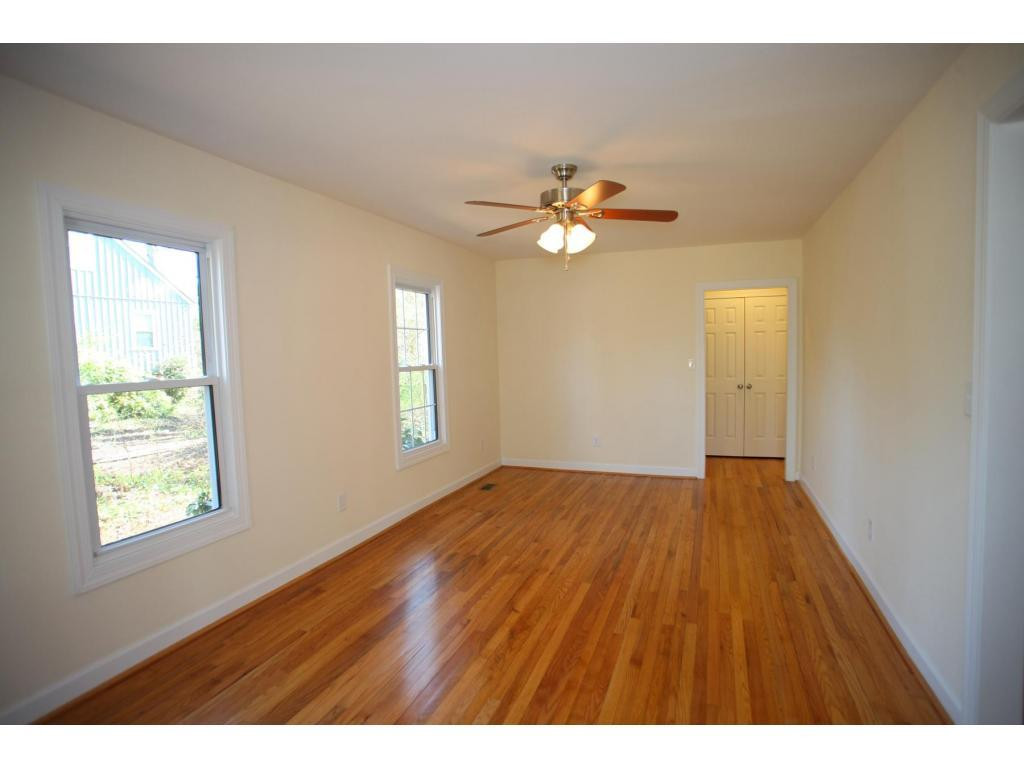 2903 Arnold Road Durham, NC 27707 - Photo 16 of 22 Gallery Image 16