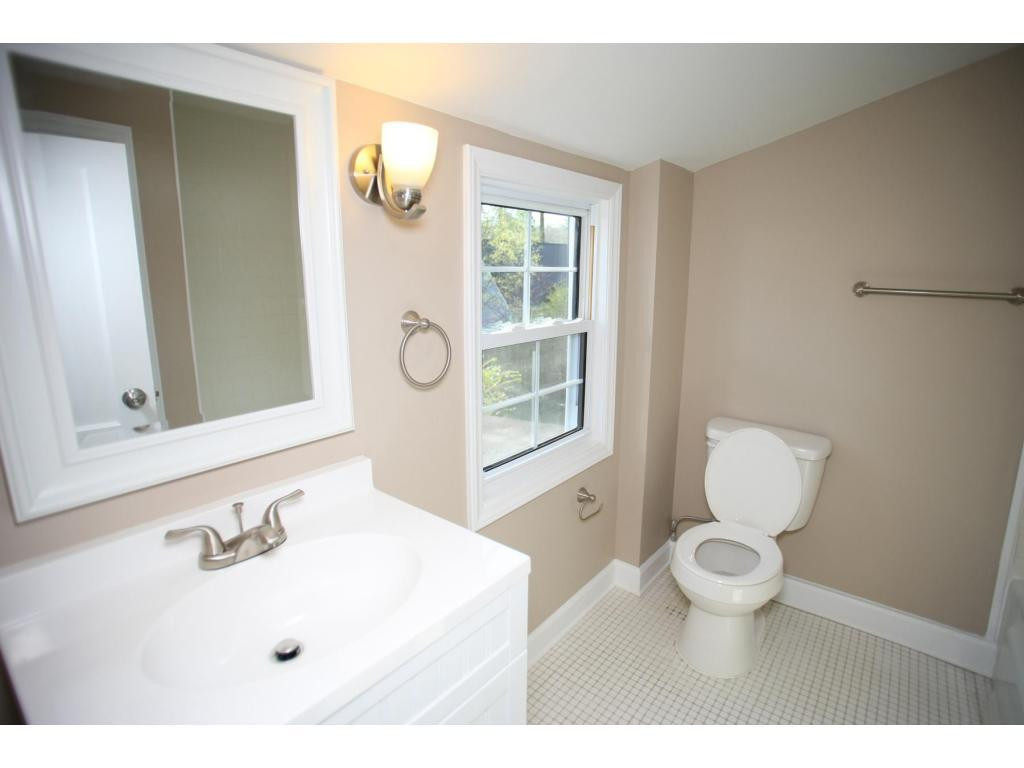 2903 Arnold Road Durham, NC 27707 - Photo 18 of 22 Gallery Image 18