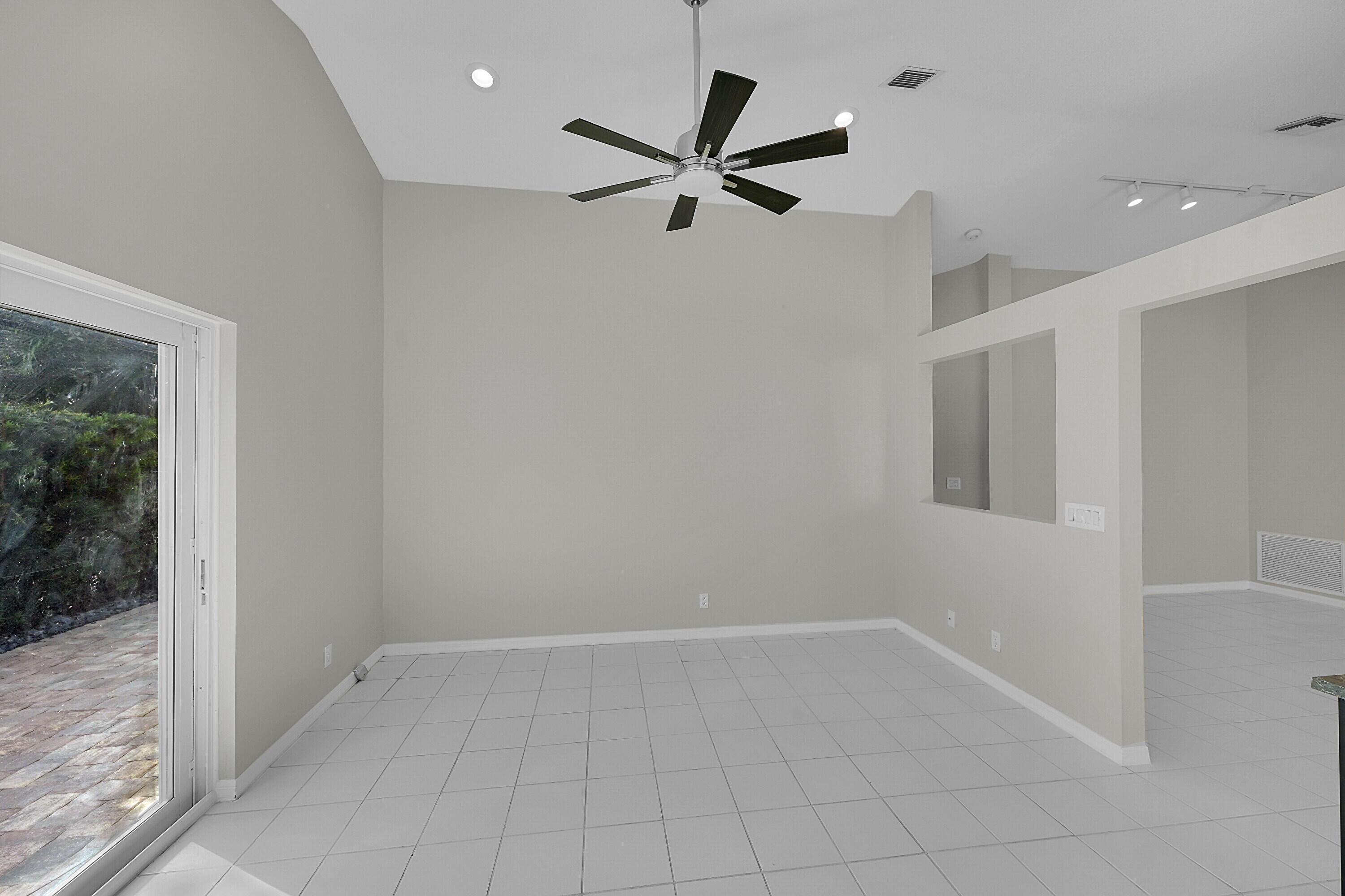 10216 Breezeway Place Boca Raton, FL 33428 - Photo 19 of 44 IMG_1840