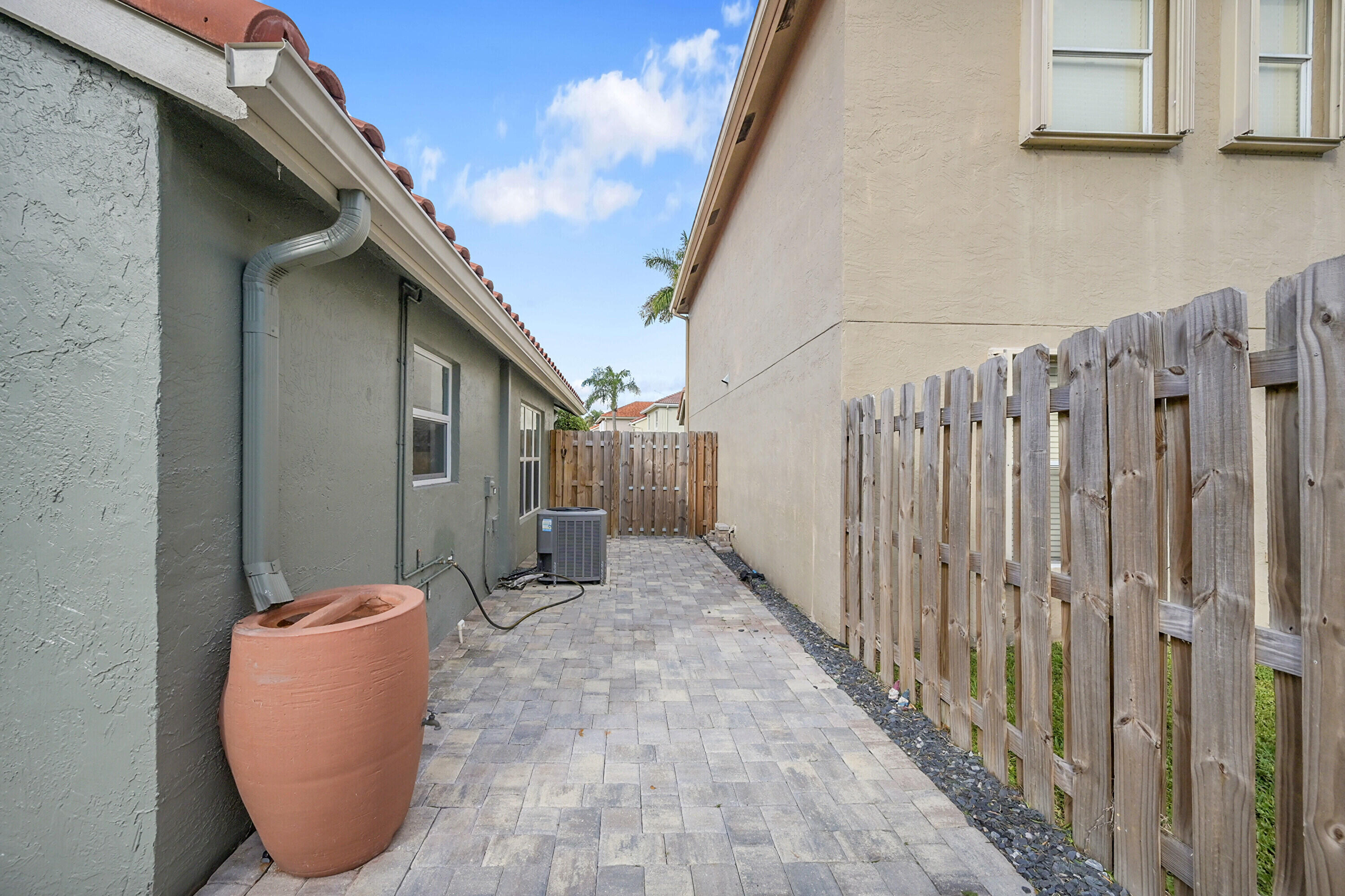 10216 Breezeway Place Boca Raton, FL 33428 - Photo 30 of 44 IMG_1859