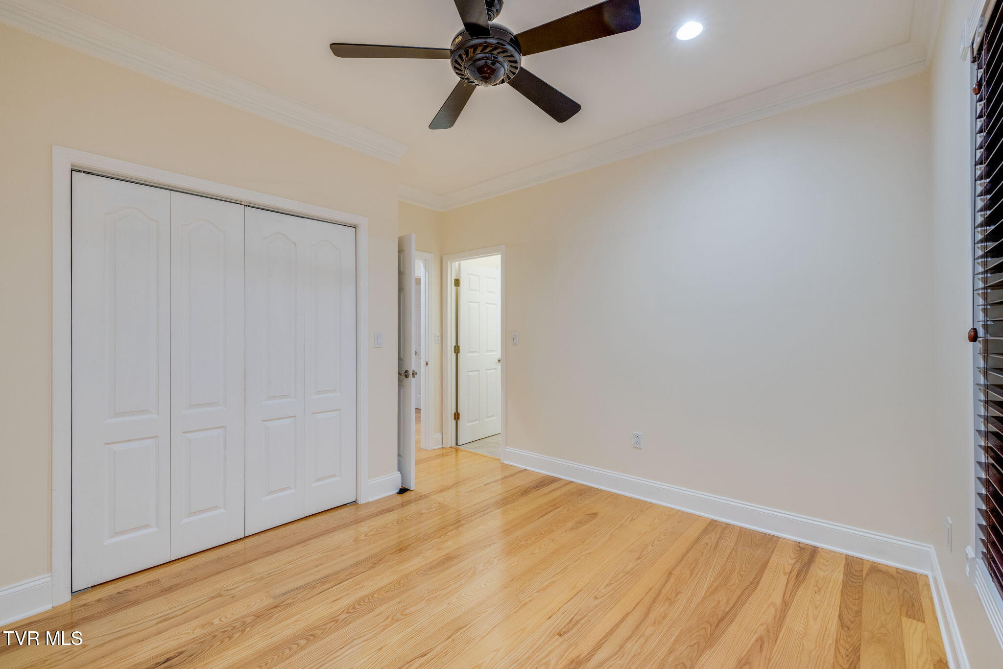 1320 Sun Tree Road Unicoi, TN 37692 - Photo 26 of 42 026