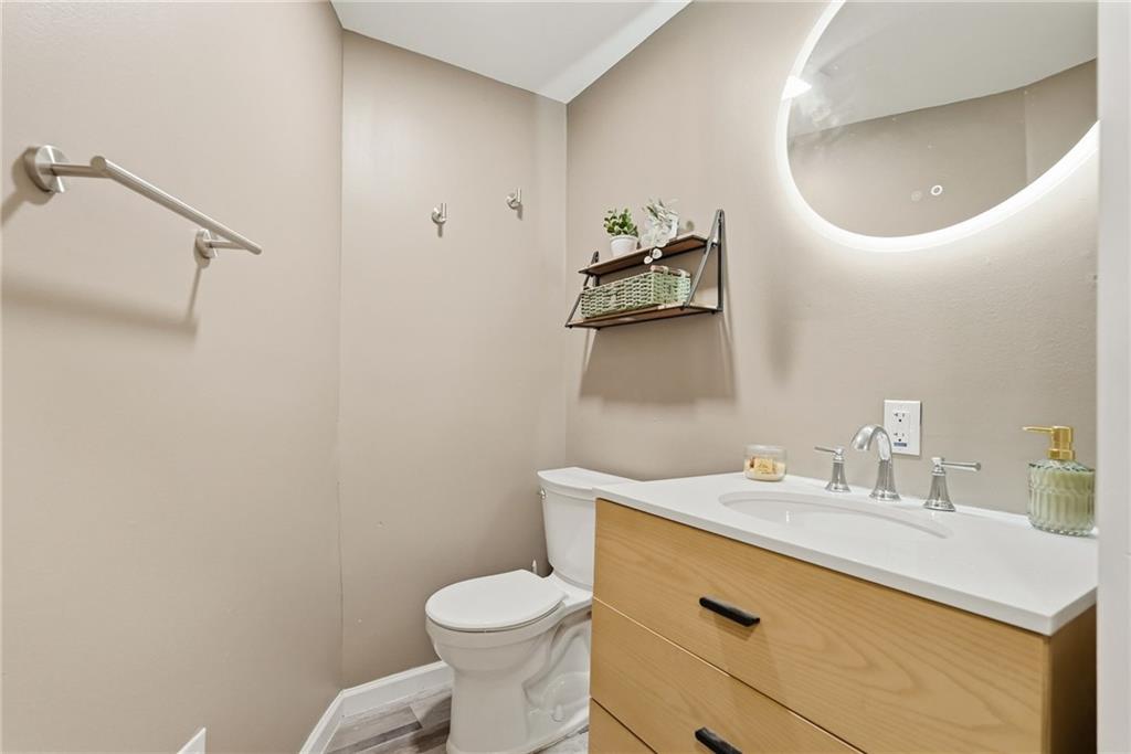 1629 Streets Run Road Pittsburgh, PA 15227 - Photo 17 of 35