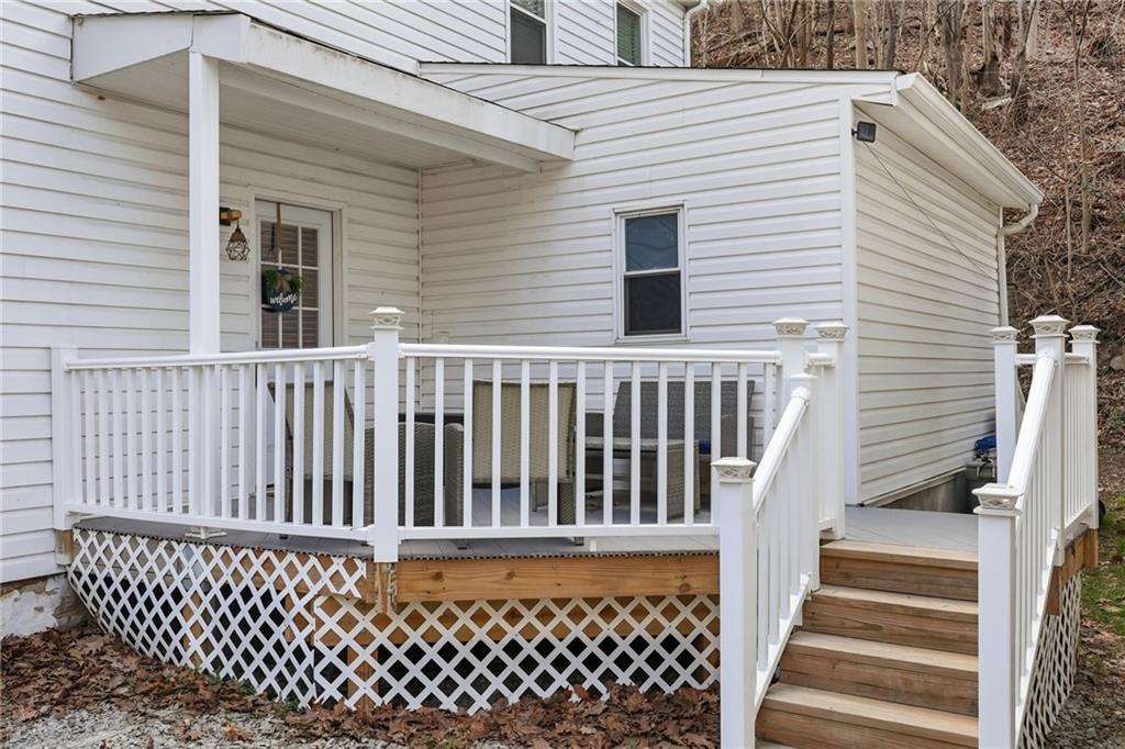 1629 Streets Run Road Pittsburgh, PA 15227 - Photo 2 of 35