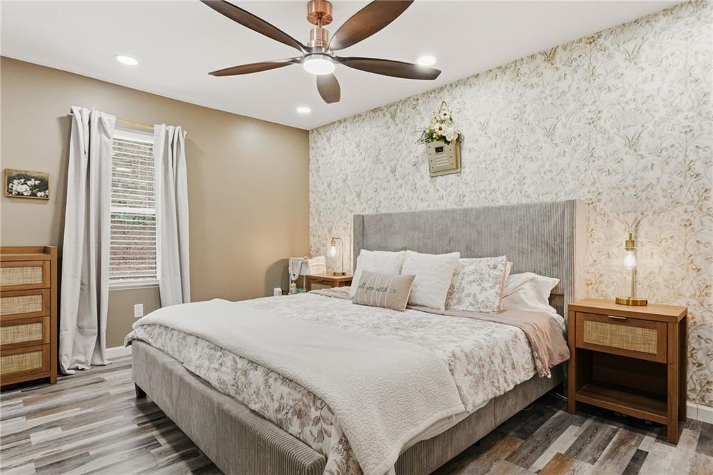 1629 Streets Run Road Pittsburgh, PA 15227 - Photo 27 of 35