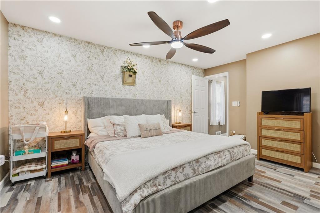 1629 Streets Run Road Pittsburgh, PA 15227 - Photo 28 of 35