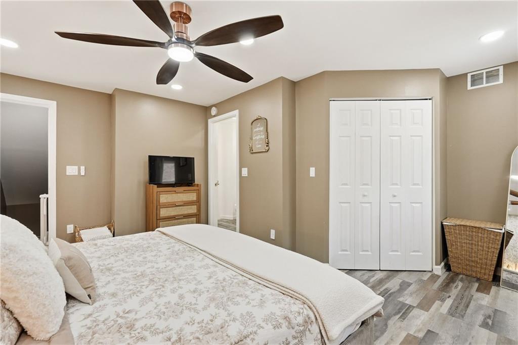 1629 Streets Run Road Pittsburgh, PA 15227 - Photo 29 of 35