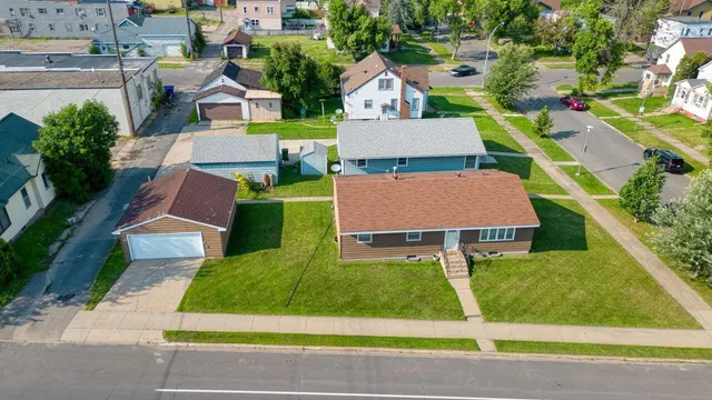 $180,000 | 115 East 25th Street, Hibbing, MN 55746