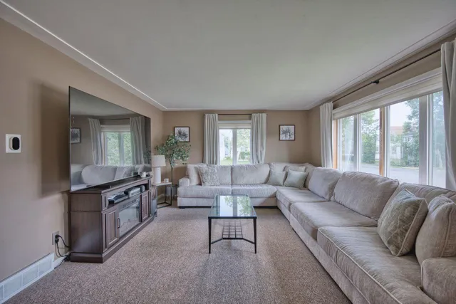 $180,000 | 115 East 25th Street, Hibbing, MN 55746