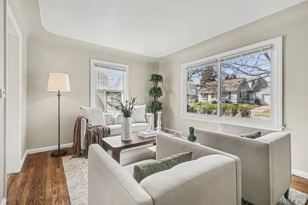 $289,900 | 700 Ardmore Street Southeast, Grand Rapids, MI 49507