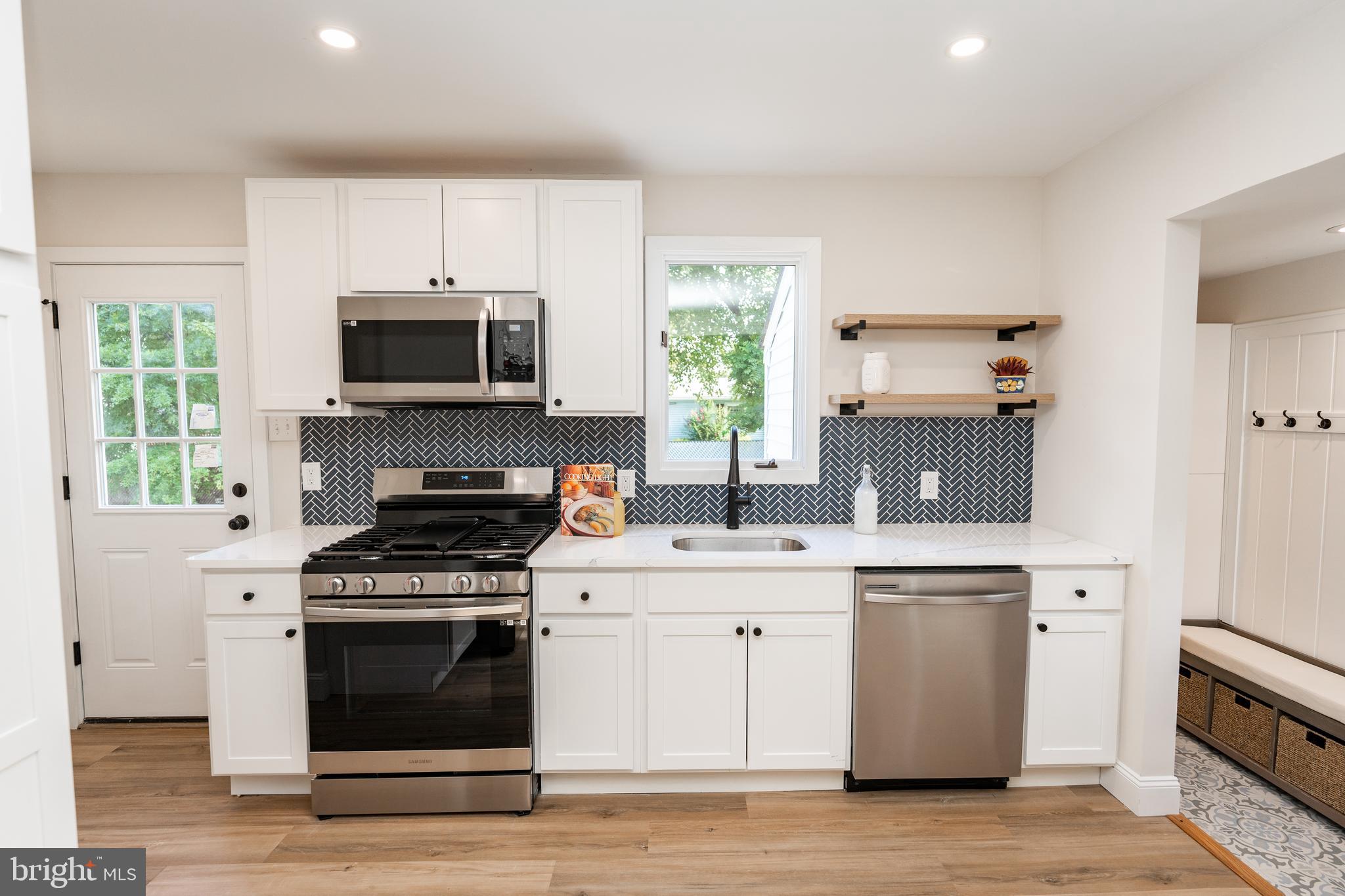 325 Chews Landing Road Lindenwold, NJ 08021 - Photo 12 of 29