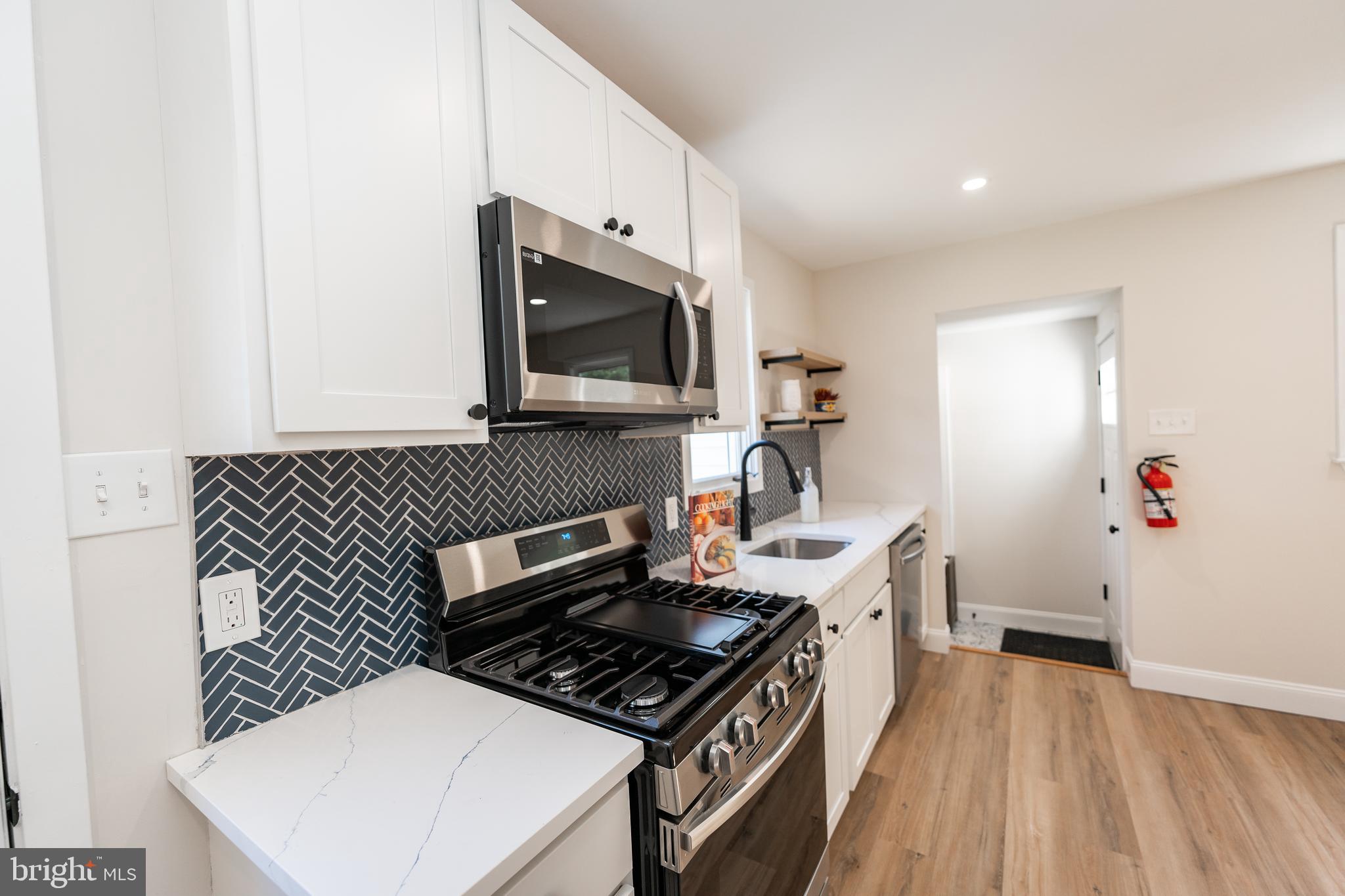 325 Chews Landing Road Lindenwold, NJ 08021 - Photo 15 of 29