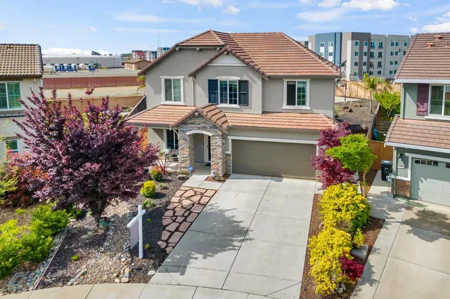 $775,000 | 7521 Chappelle Way, Elk Grove, CA 95757