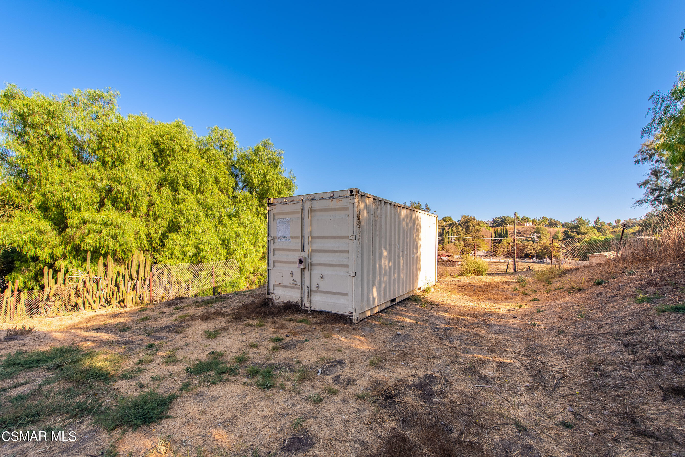 3942 Hitch Boulevard Moorpark, CA 93021 - Photo 40 of 42 a view of a large garden