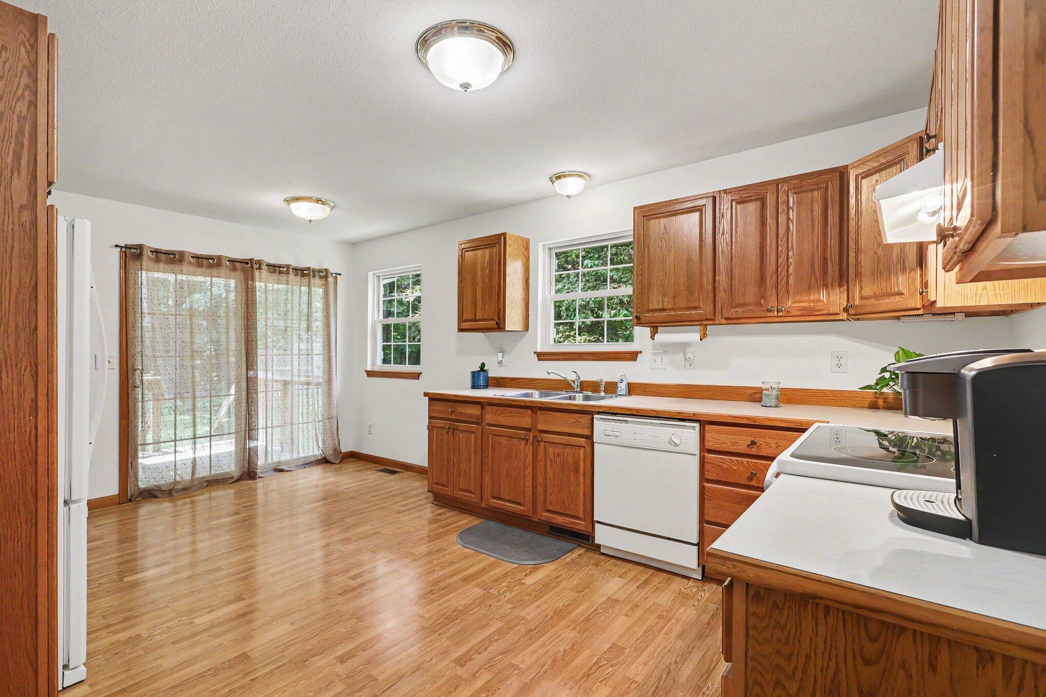 7222 Hancock Road Montague, MI 49437 - Photo 8 of 33 007_file_3875