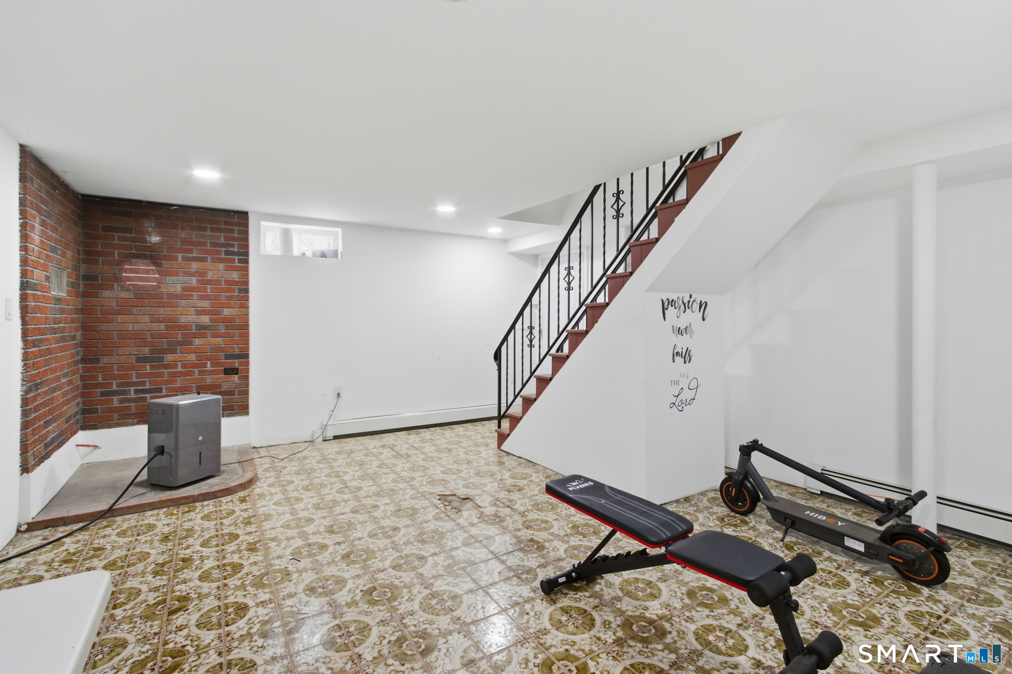 590 North Walnut Street Waterbury, CT 06704 - Photo 18 of 37 a view of a room with gym equipment