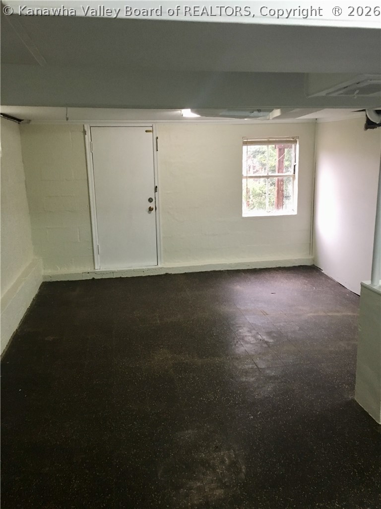 866 Chester Road Charleston, WV 25302 - Photo 12 of 16 Gallery Image 12
