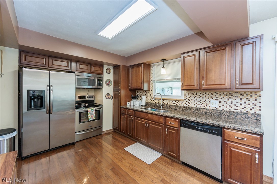 19157 Howe Road Strongsville, OH 44136 - Photo 10 of 46