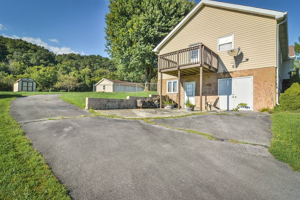 30115 Blue Spring Road Meadowview, VA 24361 - Photo 10 of 42 Gallery Image 10