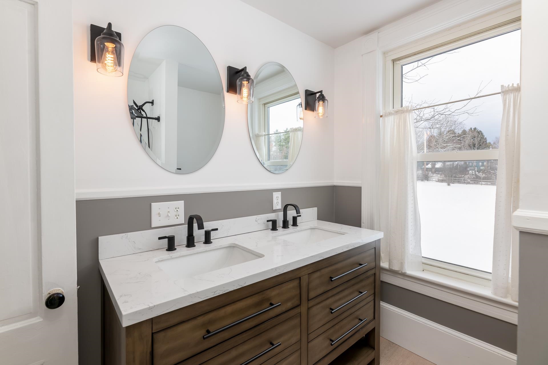 199 School Street Tilton, NH 03276 - Photo 11 of 60