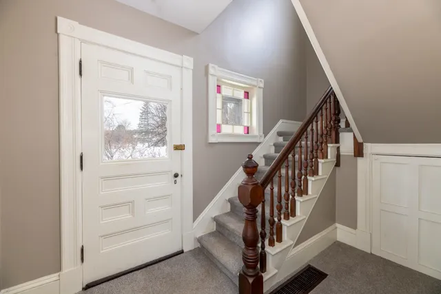 $589,000 | 199 School Street, Tilton, NH 03276