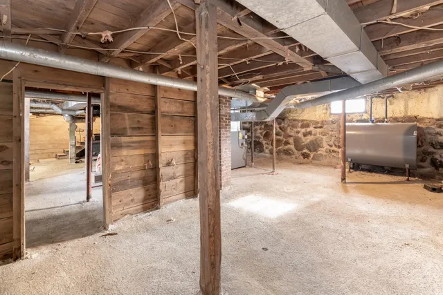 $589,000 | 199 School Street, Tilton, NH 03276