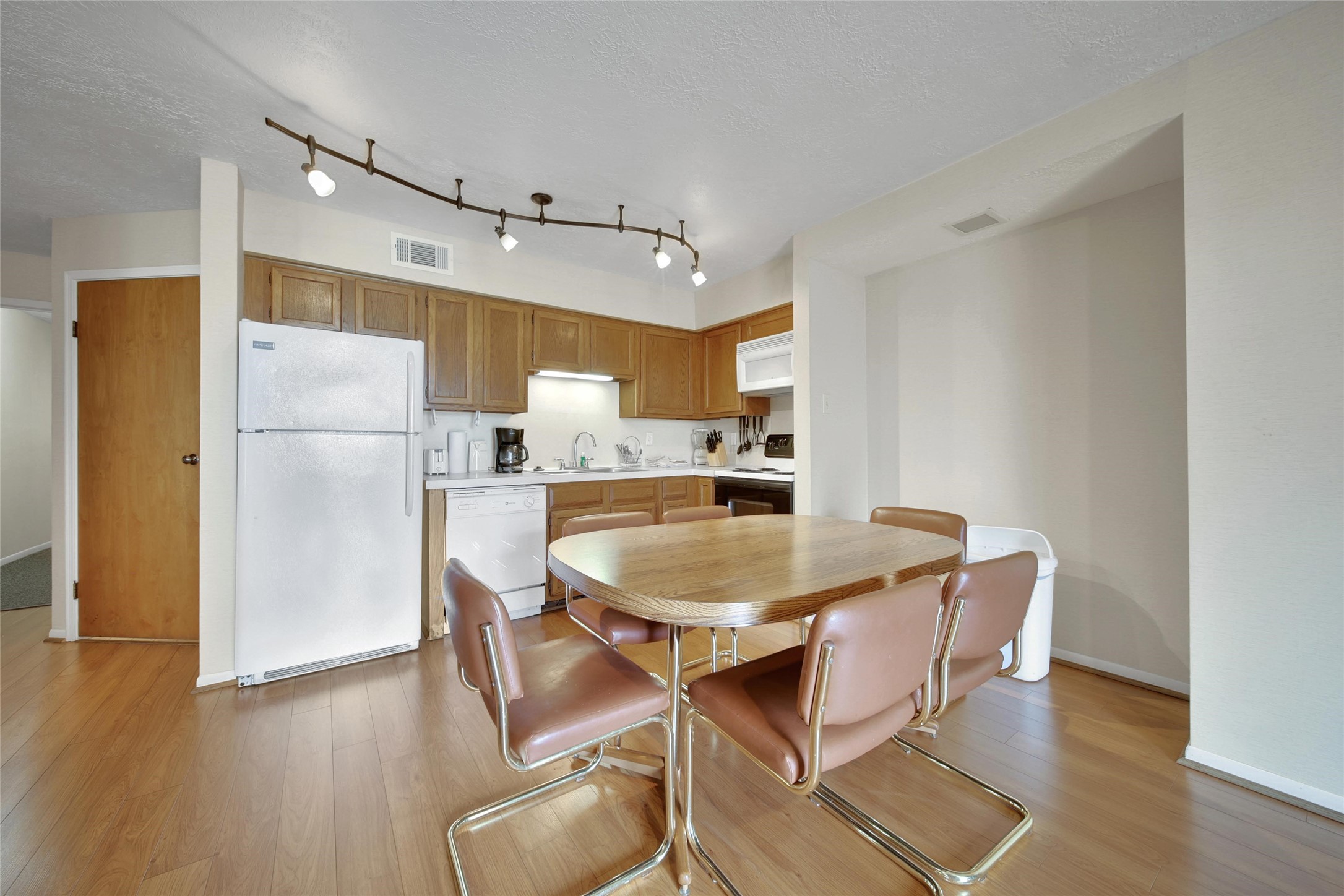 1000 April Sound Boulevard Conroe, TX 77356 - Photo 12 of 46 UNIT 8 offers 1248 sq ft