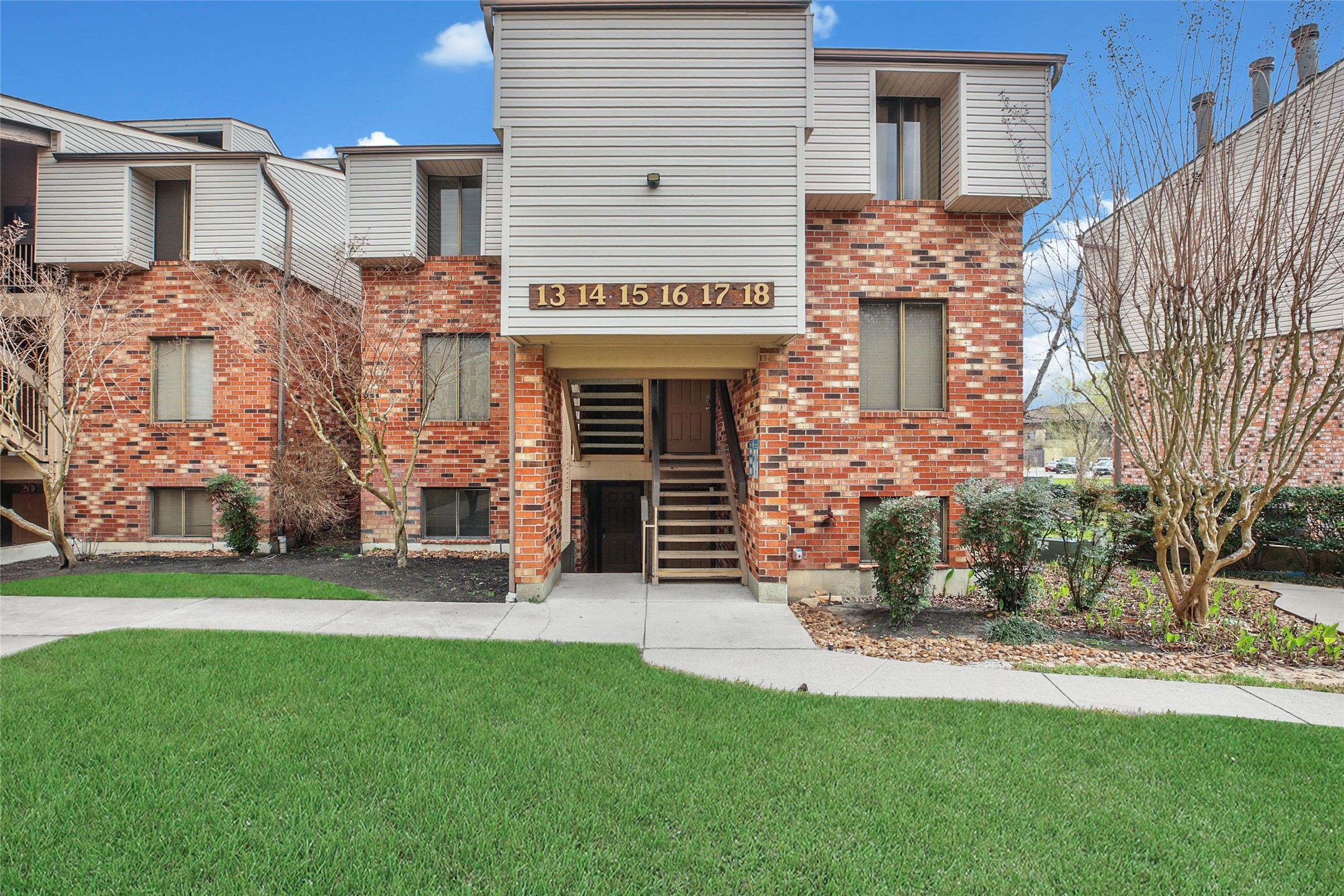 1000 April Sound Boulevard Conroe, TX 77356 - Photo 8 of 46