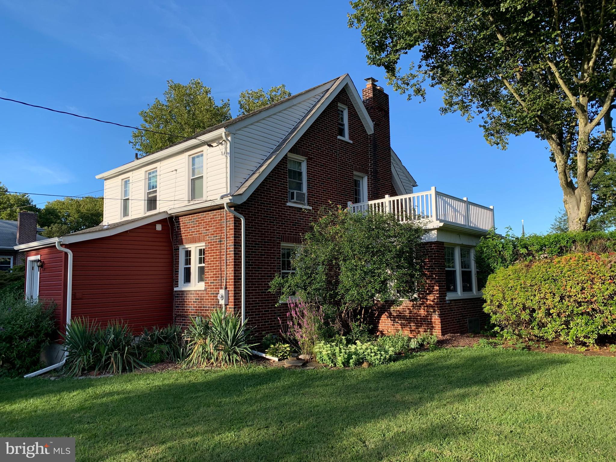 116 Lyndhurst Road York, PA 17402 - Photo 4 of 16