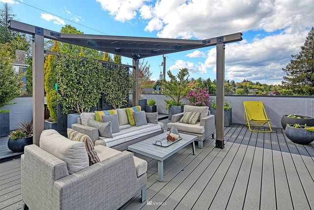 a view of a lake from a yard