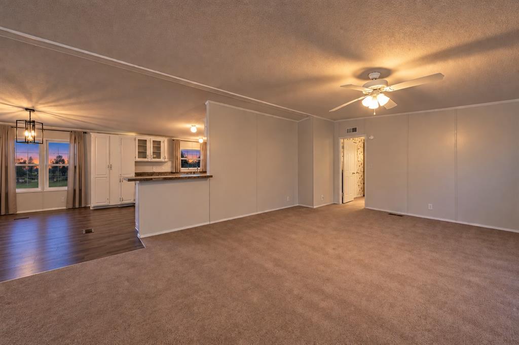 208 Rhett Court Aurora, TX 76078 - Photo 10 of 35 Gallery Image 10