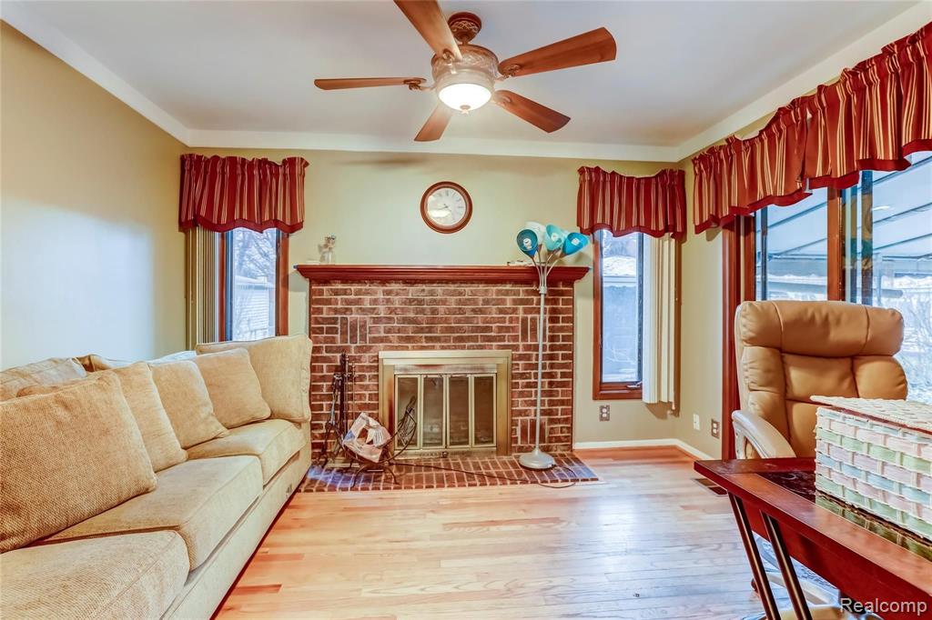 31051 Kelly Road Fraser, MI 48026 - Photo 10 of 24