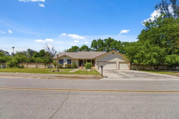 $437,000 | 19098 Deane Drive, Madera, CA 93638