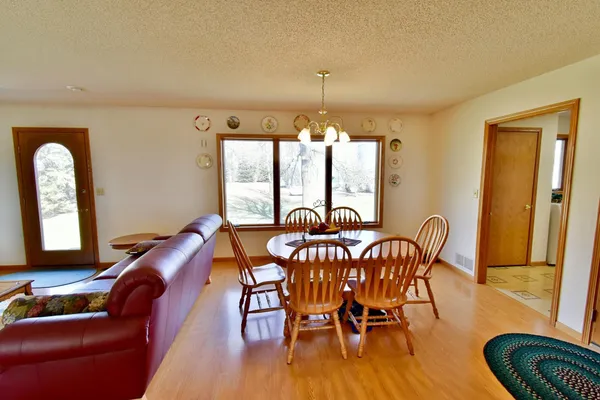 $850,000 | 19221 30th Street Southwest, Blomkest, MN 56216