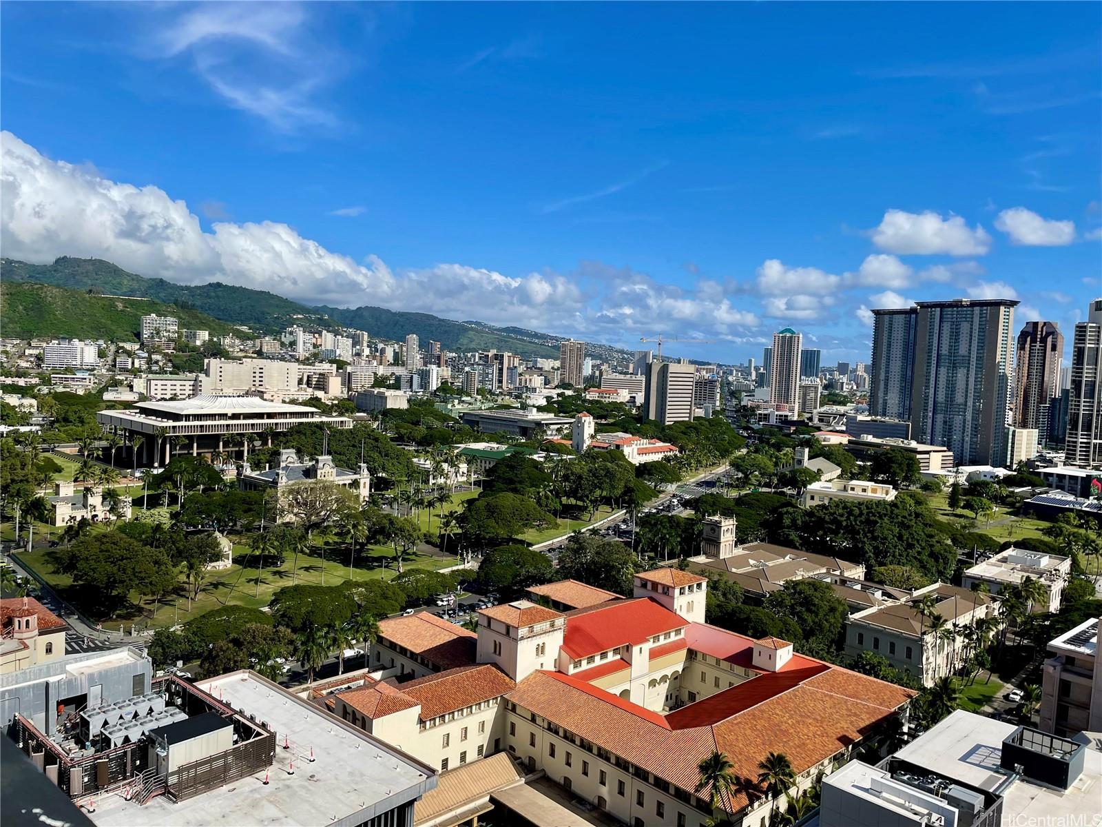 225 Queen Street, Unit 26D Honolulu, HI 96813 - Photo 15 of 24 Iolani Palace & State Capital view from lanai