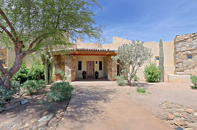 $8,400,000 | 31055 North 56th Street, Cave Creek, AZ 85331