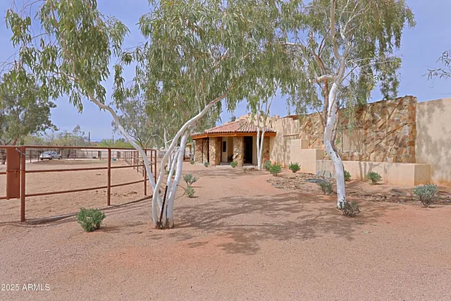 $8,400,000 | 31055 North 56th Street, Cave Creek, AZ 85331