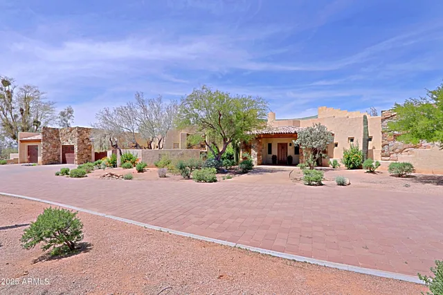 $8,400,000 | 31055 North 56th Street, Cave Creek, AZ 85331