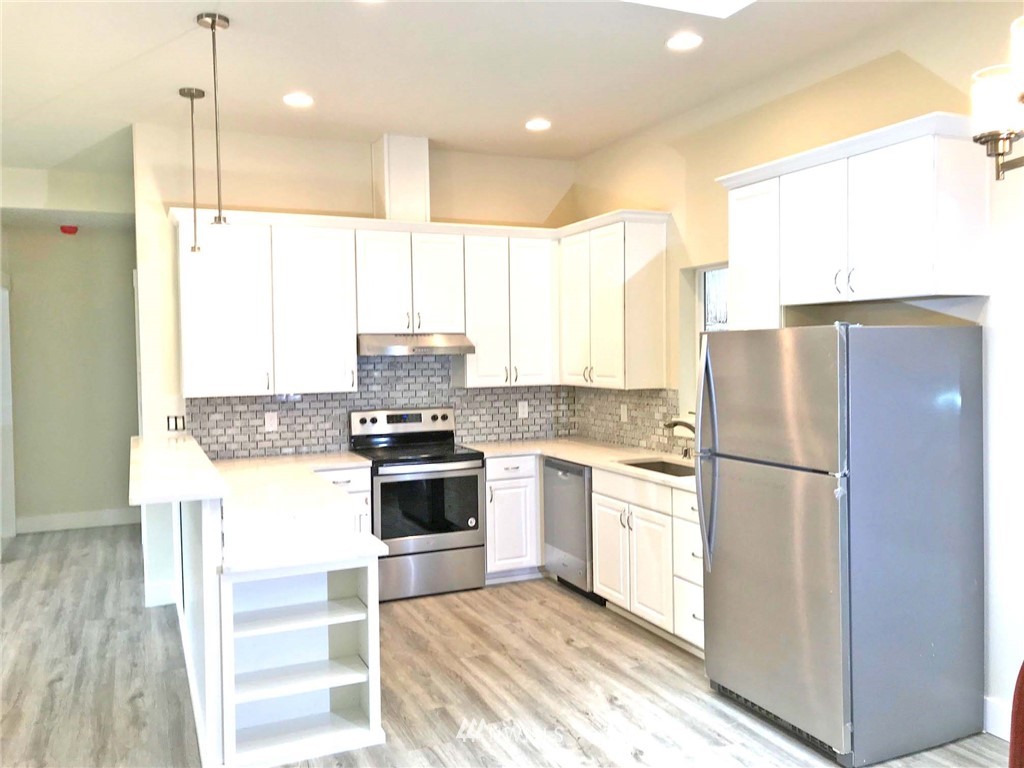 1505 231st Street Southwest Bothell, WA 98021 - Photo 4 of 23