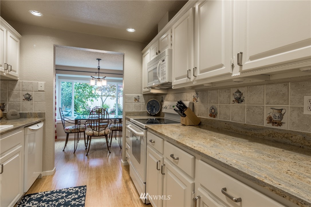 8414 240th Street Southwest, Unit B104 Edmonds, WA 98026 - Photo 2 of 20 Gallery Image 2