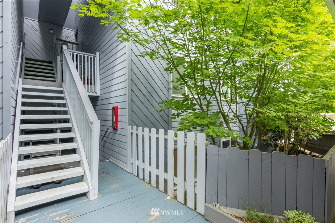 8414 240th Street Southwest, Unit B104 Edmonds, WA 98026 - Photo 18 of 20 Gallery Image 18
