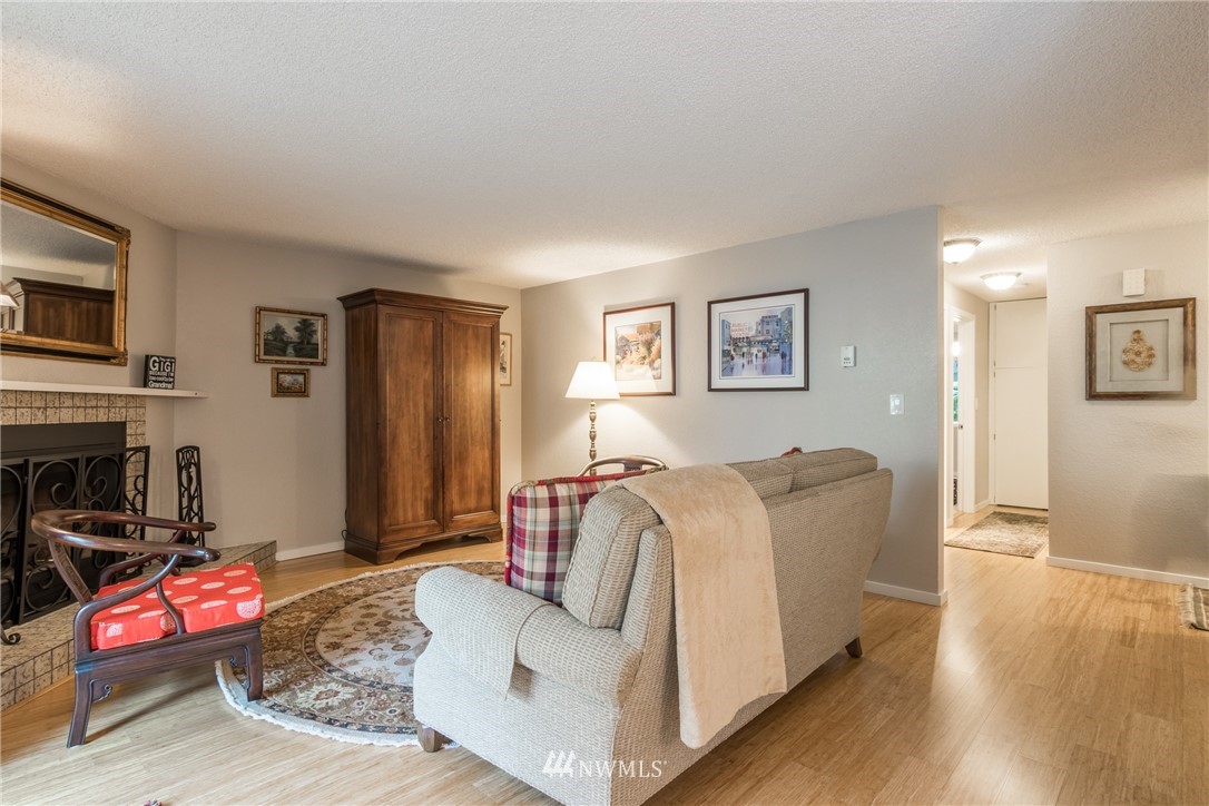 8414 240th Street Southwest, Unit B104 Edmonds, WA 98026 - Photo 6 of 20 Gallery Image 6